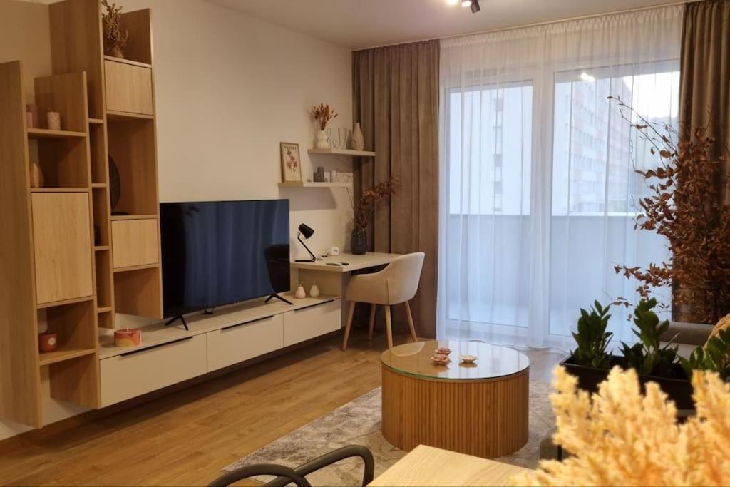 M&M2 Apartment Near Center With Free Parking - Ac Košice Extérieur photo