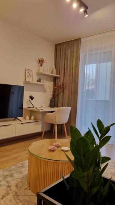 M&M2 Apartment Near Center With Free Parking - Ac Košice Extérieur photo